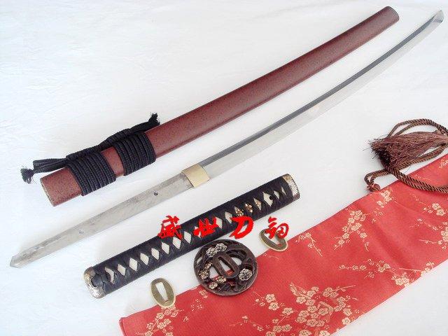 Clay Tempered T-10steel Japan Katana Sword Plum Blossom Tsuba Choji Hamon Blade